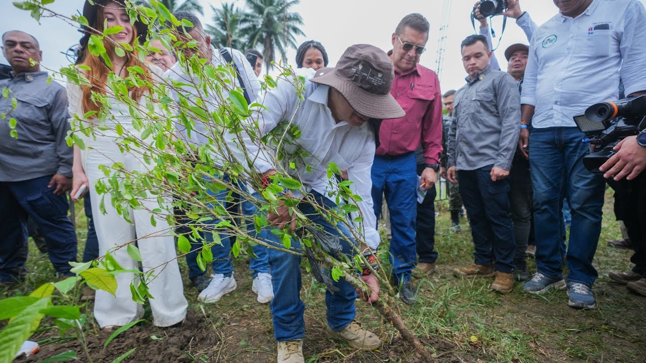 Inauguración de los grupos comunitarios de apoyo a la erradicación de cultivos de uso ilícito
