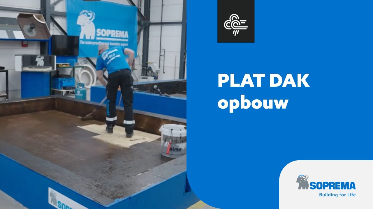 Primer aanbrengen – Plat dak plaatsing | SOPREMA België