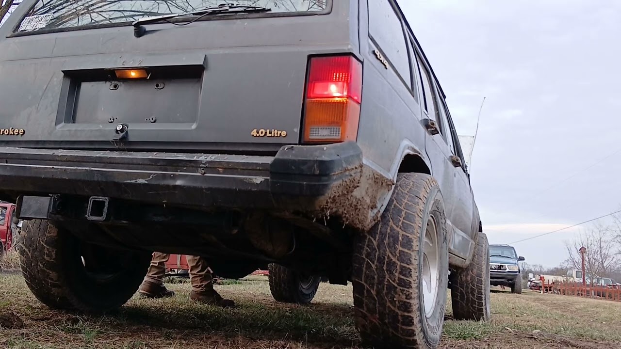 cold start on the cammed 1989 jeep Cherokee 4.0L i6 exhaust POV
