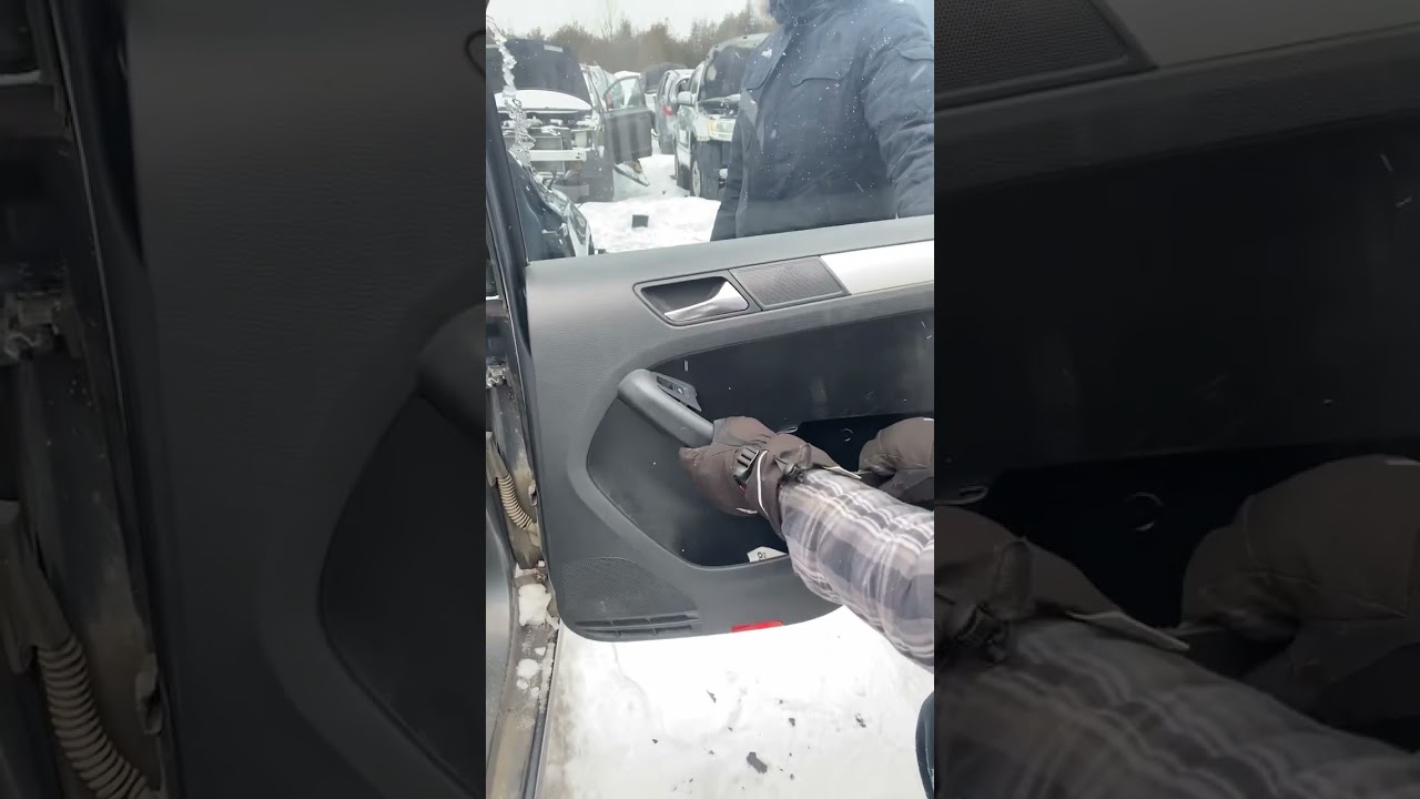 Снятие привода замка двери VW / AUDI для Jetta - Golf - Passat #mechanic #vw #cars #car #shorts