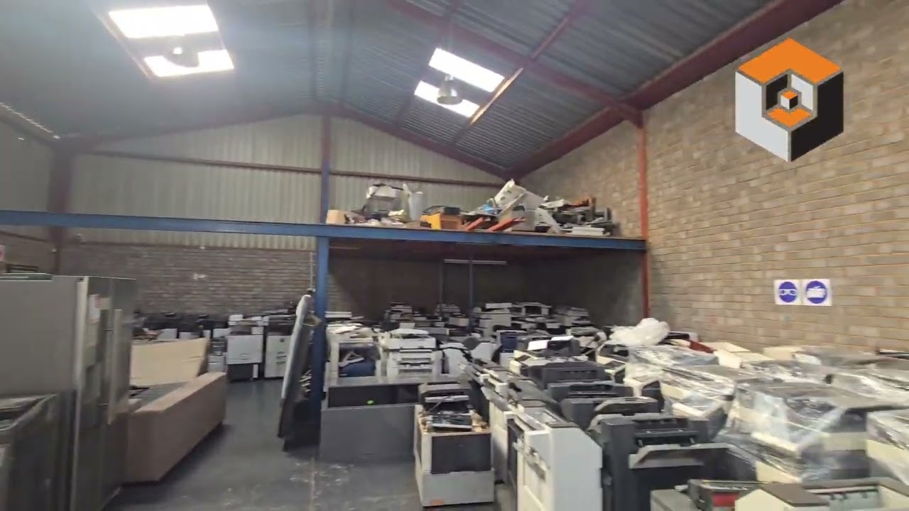 306m&sup2; Warehouse TO LET in Anderbolt, GP South Africa