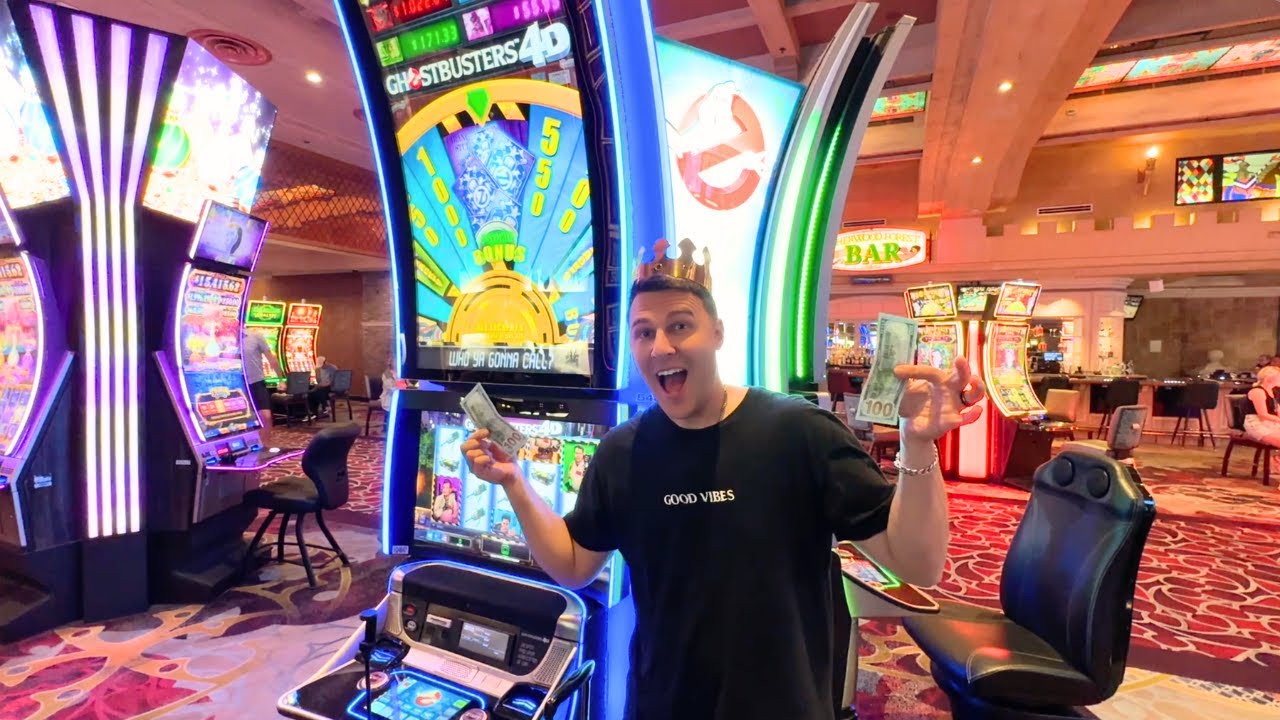 I Played The Last Ghostbusters Slot Machine in Vegas and WON!