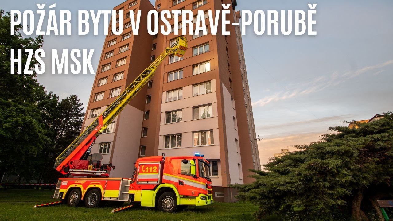 U požáru bytu v 11. patře v Ostravě-Porubě zasahovaly 4 jednotky hasičů, 23.5.2025