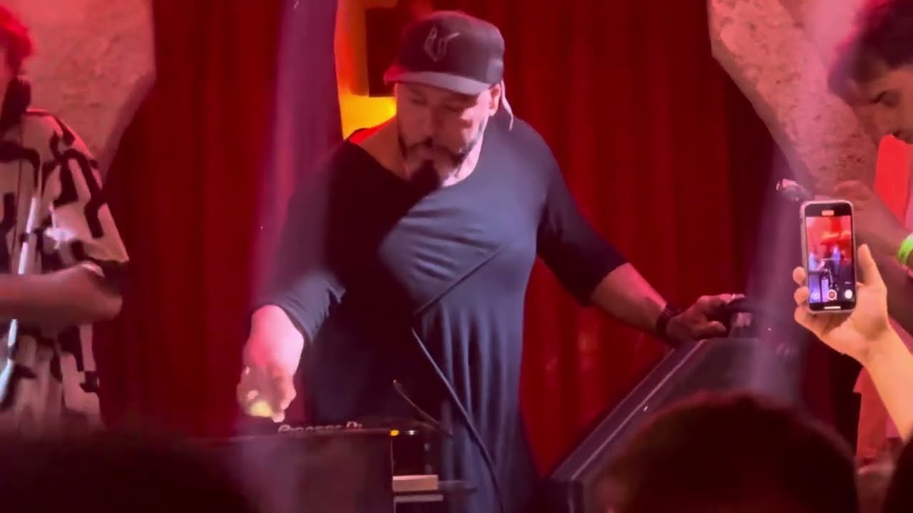 Roger Sanchez - Il Clubbino (San Nicola Arcella) 11 agosto 2025 - Video di Gianluca D’Amico