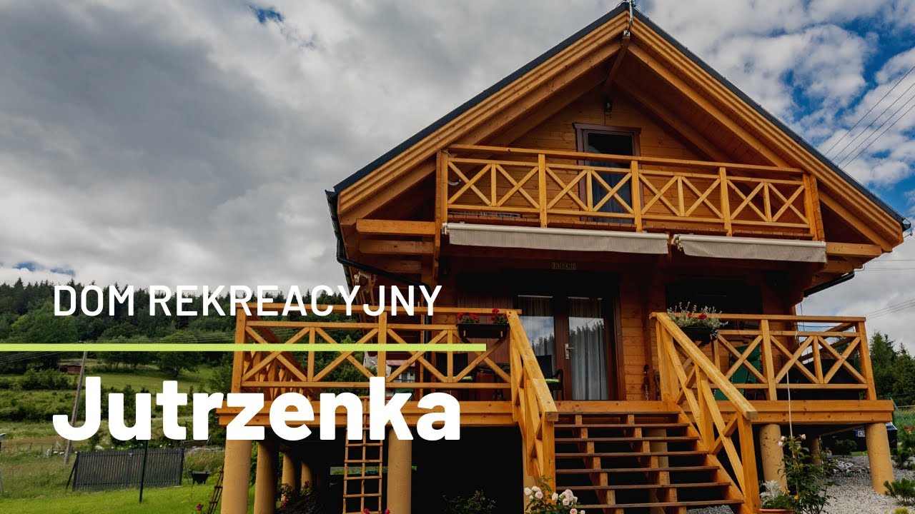 Jutrzenka - domek drewniany całoroczny na zboczu. Wnętrze domku z drewna. Nowoczesny domek drewniany