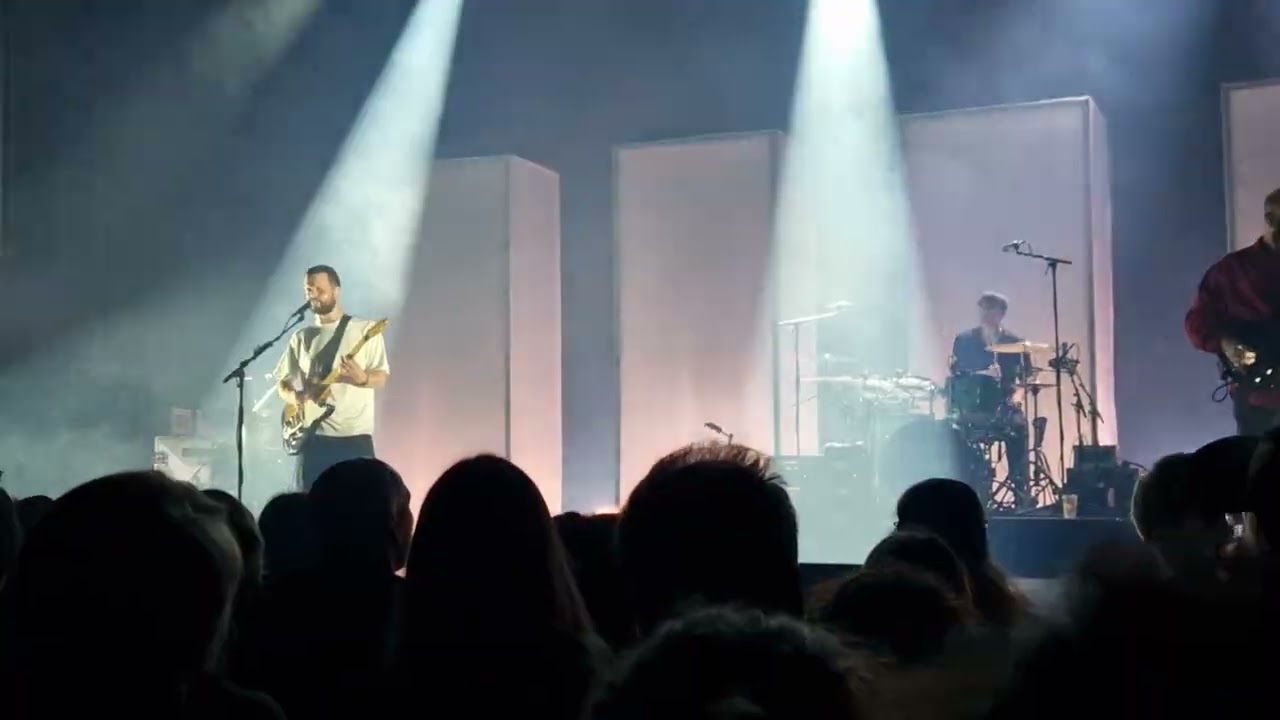 White lies - the price of love (live)