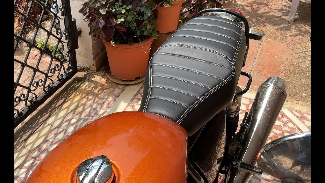 All NEW Royal Enfield Interceptor 650 Black Deluxe Dual Touring Seat