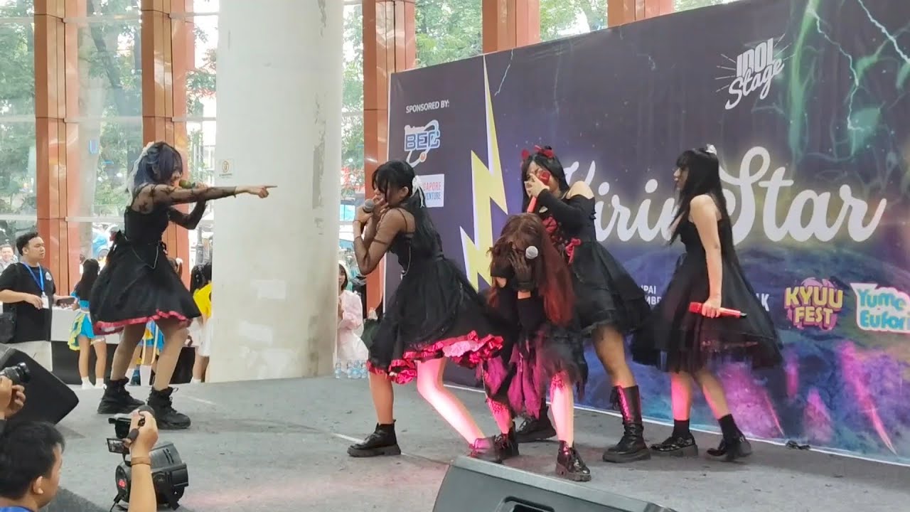 Aurora Dream - Otomodachi (Phantom Siita) at KirinStar Fes 2025, Atrium Istana BEC
