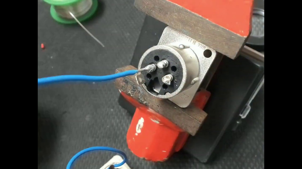 DIY Guitar Pedal | XLR 2 Channel Footswitch | 4PDT Hammond & LEDs | Drilling & Tank Cutting