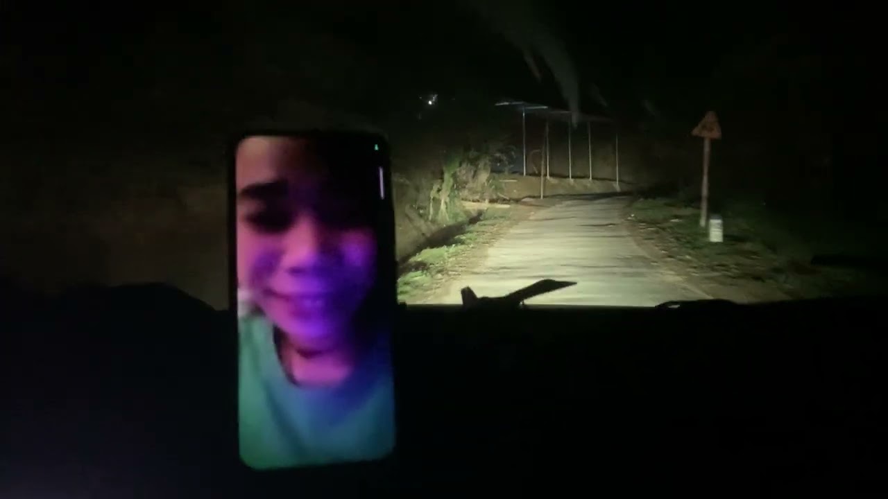 Cháu hương vừa kê chuyện về chuẩn bị làm lễ cũng moi người hãy ủng hô cháu hương nhé 