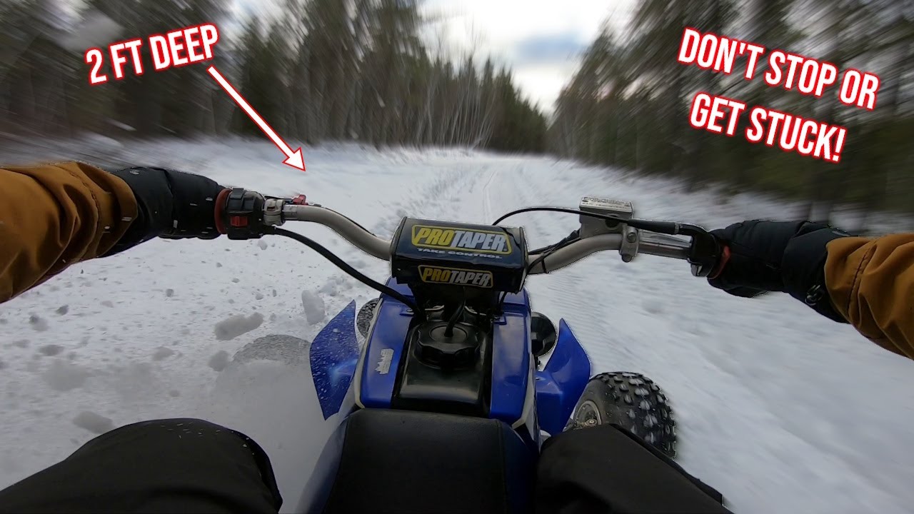 YAMAHA BANSHEE 350 SHREDDING IN SNOW