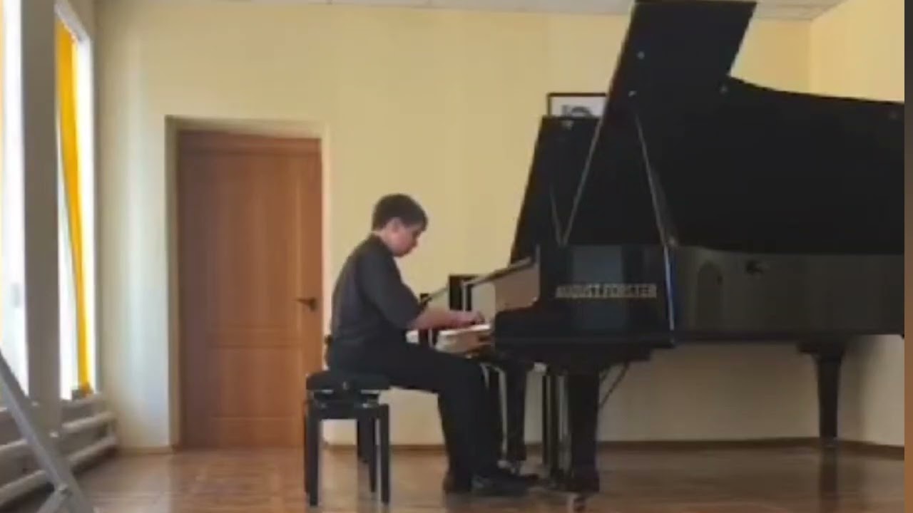 Л.В.Бетховен Соната op.2 №1, f-moll lч., исп.Федя Селивон, 12 лет
