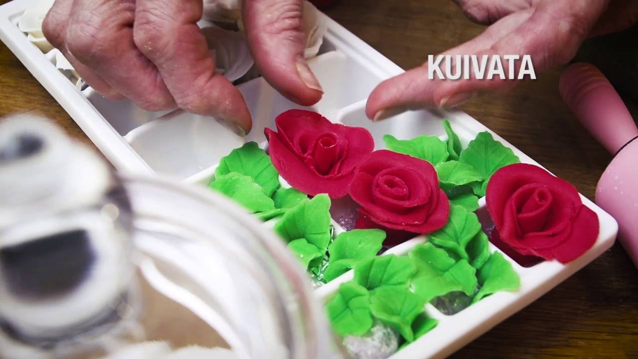 Miten tehdään ruusu marsipaanista