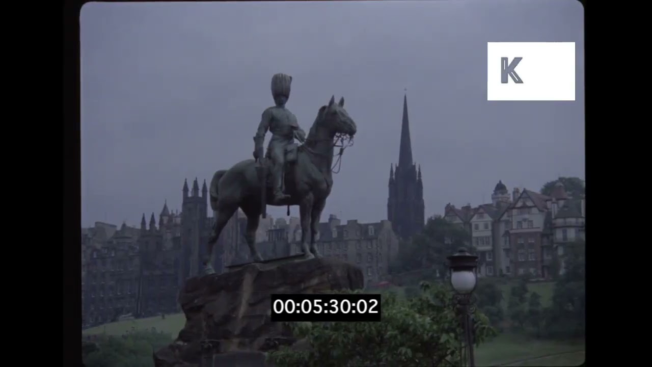 1970s Edinburgh, Scotland, Scots Greys Monument, Edinburgh Castle, 35mm
