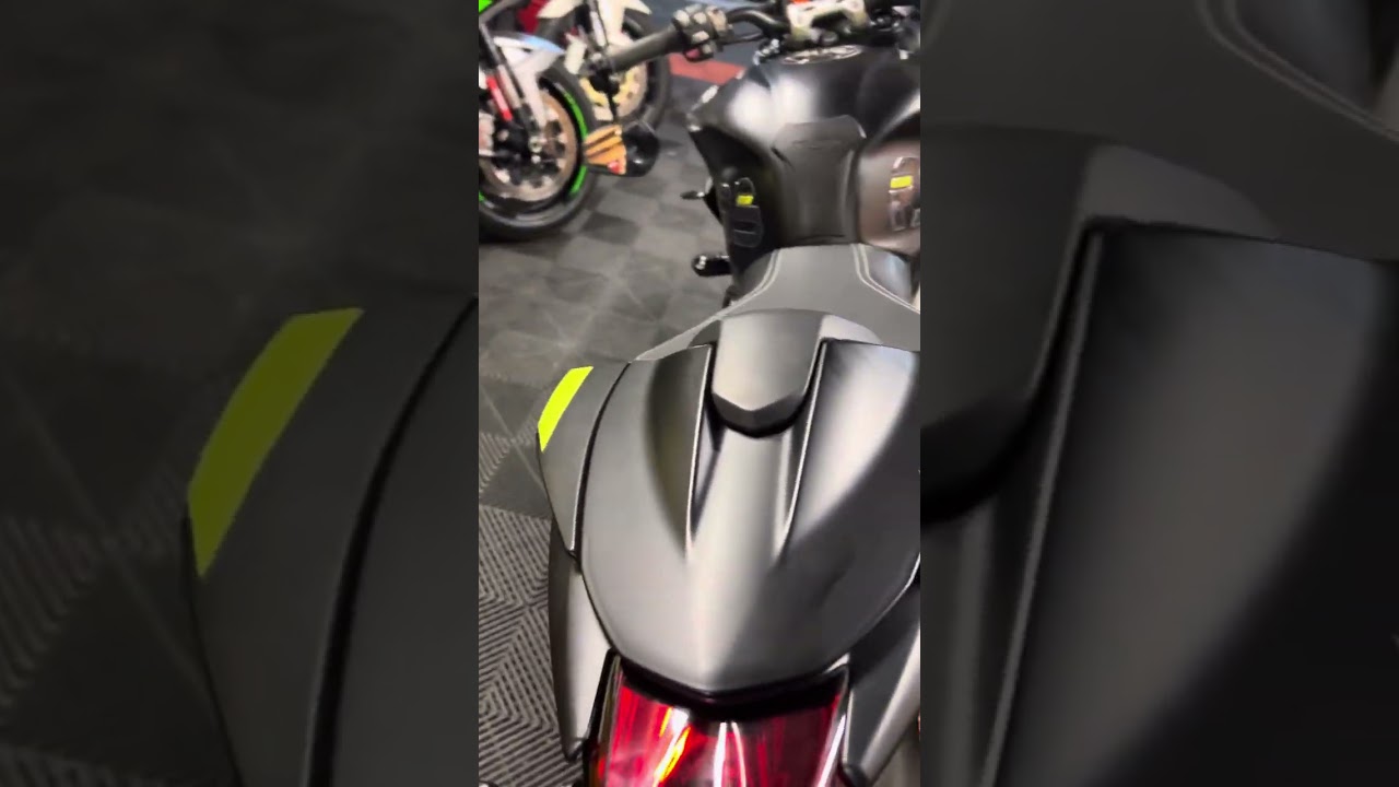 Triumph 765 RS 2020 disponible sur notre site 