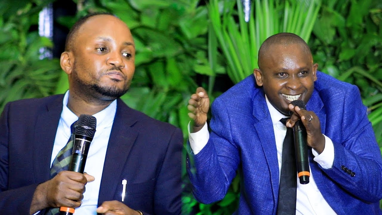 MANA WE! UMVA UKO PAPA WA BOSEBABIREBA YAMWIHAKANYE NYUMA AKAJYA AMWIRATANA||IBYE NA PASTOR THEOGENE