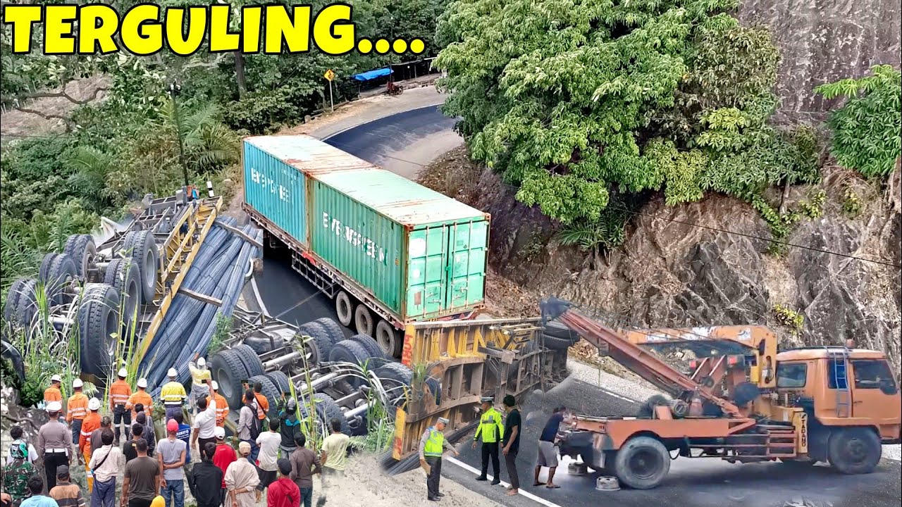 Astaga❗Detik-Detik Truk Trailer Masuk Jurang Di Tarik,Truk Crash Di Jalan Nabundong