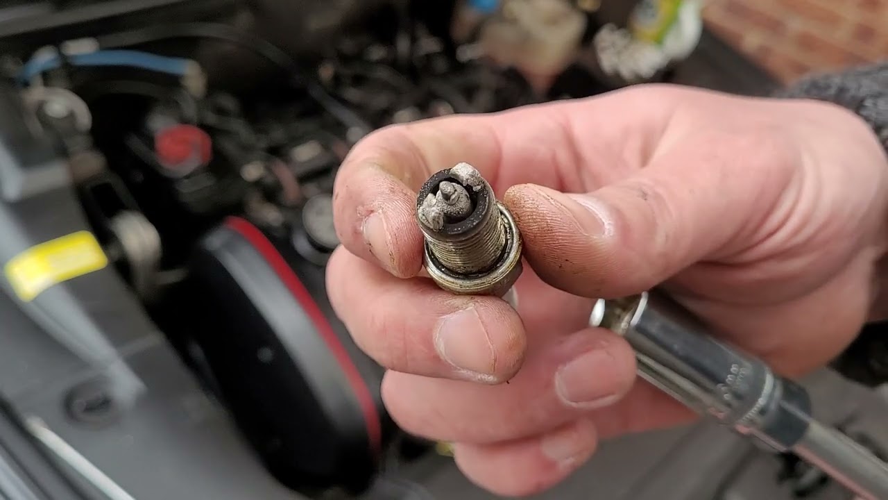 Alfa Twinspark plugs replacement