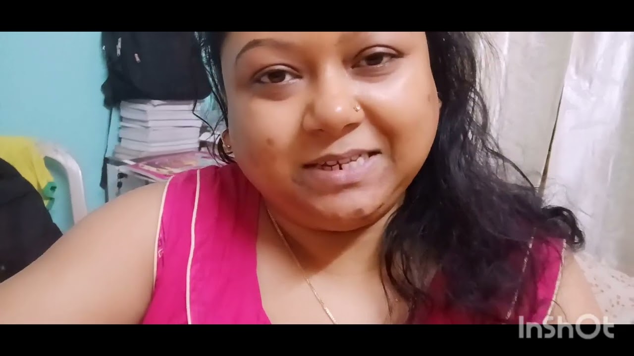 ভগবানের অশেষ দয়া আজকে ফুটে তাঁর চরণে ঠাঁই পেল/সনুর পাওয়া গিফ্ট লাগিয়েই সনুর বাবা বিয়ে বাড়ি গেল। 