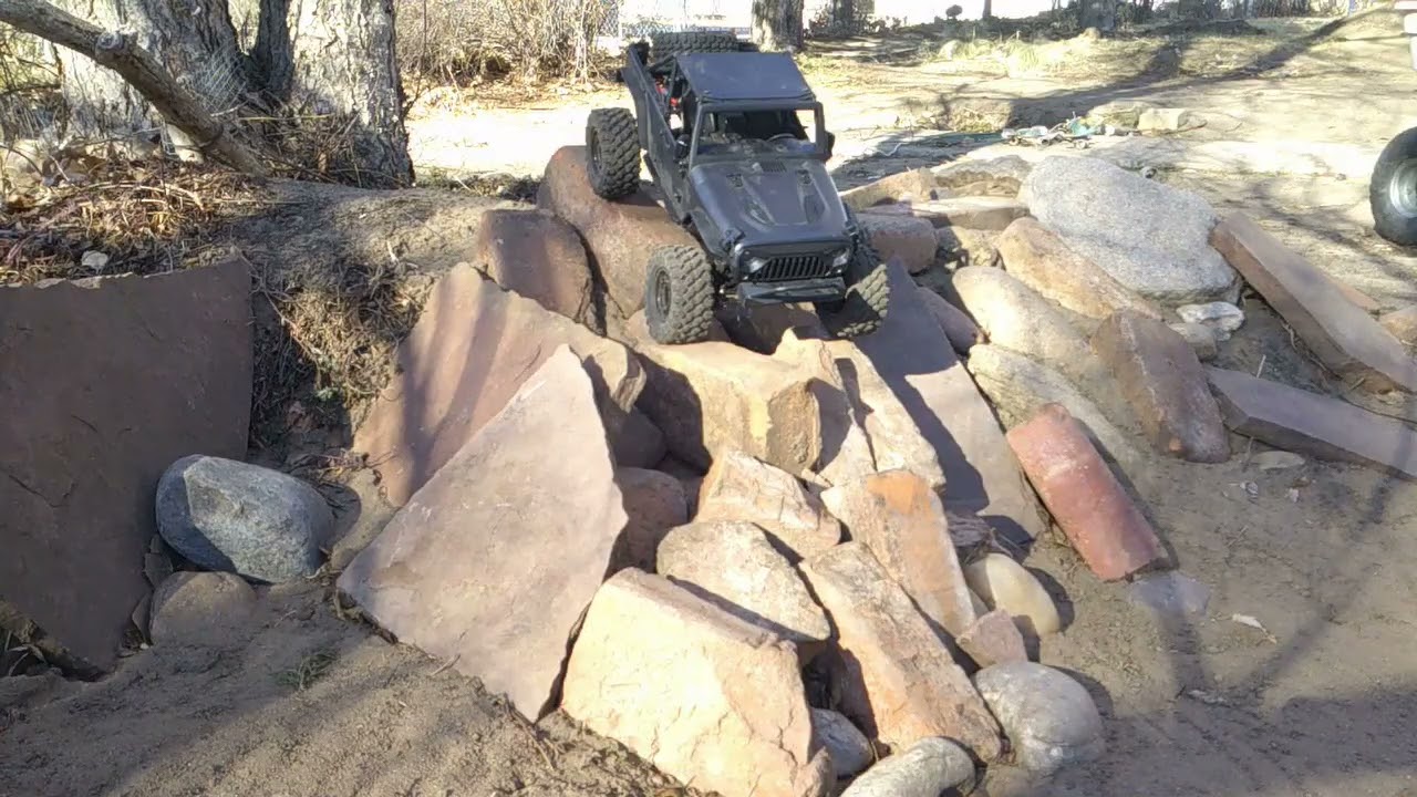 Crazy Stephen Goes 4 Wheeling
