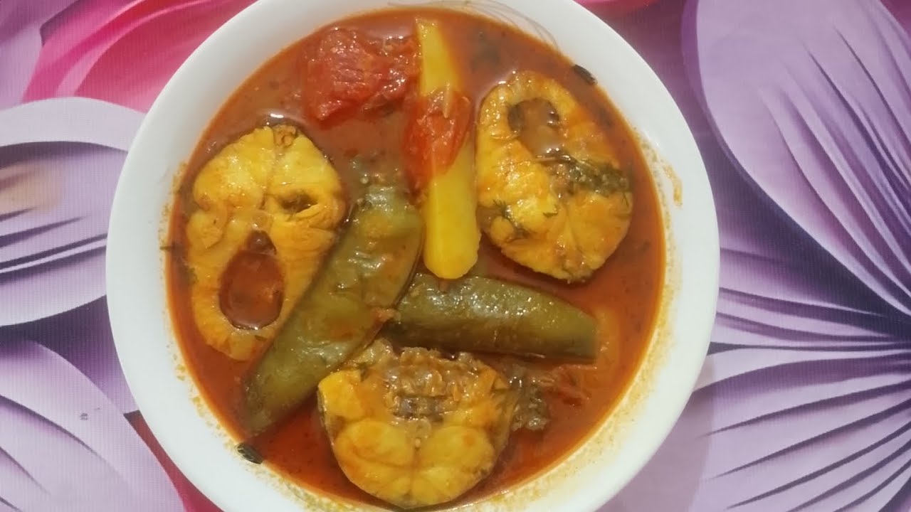 সিম আলু টমেটো দিয়ে রুই মাছের এরকম রেসিপি হলে স্বাদ মুখে লেগে থাকবে