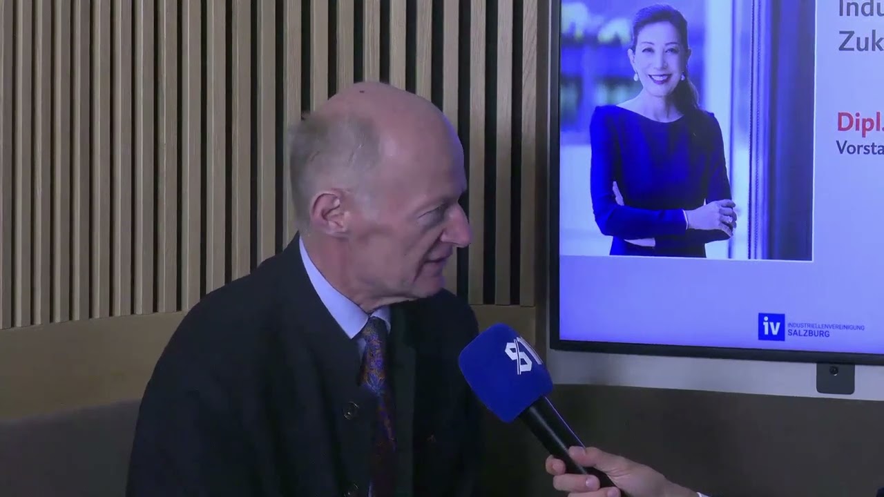 Oberbank-Generaldirektor Franz Gasselsberger im Interview beim Industrie- und Zukunftsforum