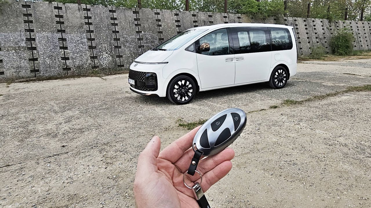 2025 Hyundai Staria Luxury Hybrid | walkaround exterior + interior | #nowords