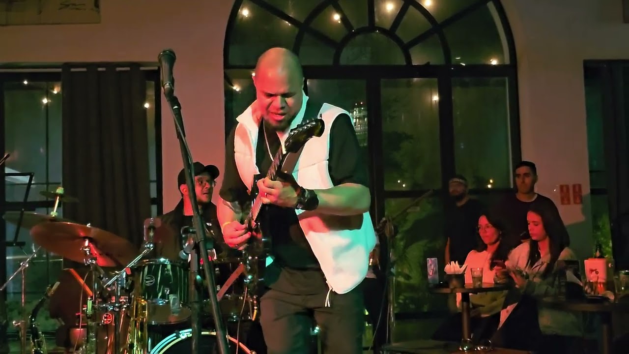 Cacau Santos - Almah 13