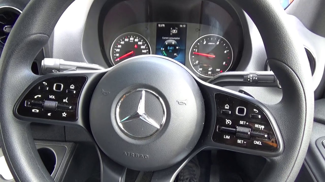 MB Sprinter 2019 Panels and icons Explained - Cruise Control (Tutorial)