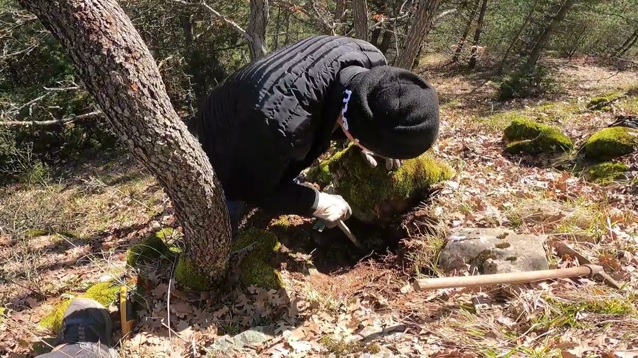 Tarihi Alanda Bulduğumuz Dev Define Kasası!