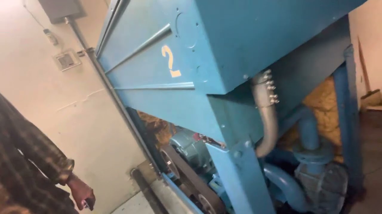Low On Oil! 8 Floor Dover Hydraulic Elevator Machine Room