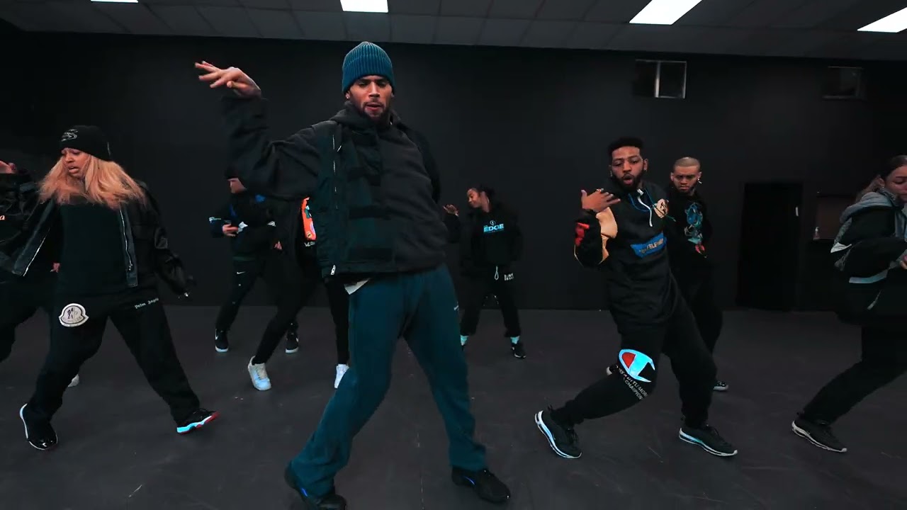 QEWLY PRODUCTIONS PRESENTS: Chris Brown IFFY Challenge FULL GROUP.