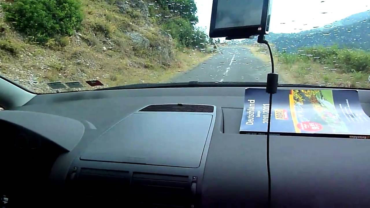 Ziegen auf Korsikas Bergstraßen