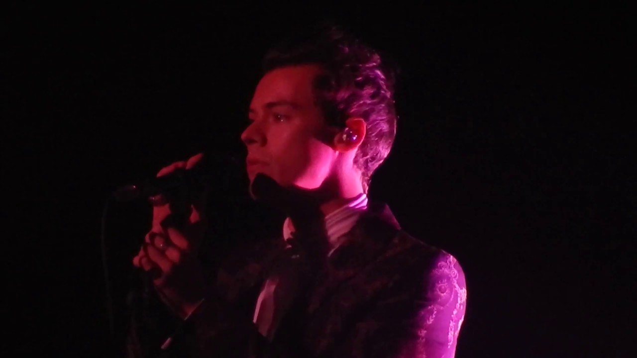 Harry Styles- Sweet Creature in Nashville 9-25-17