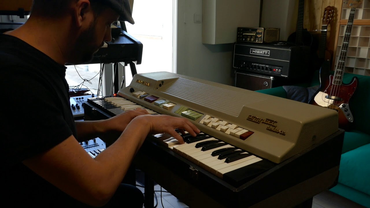 Echoes On Farfisa Compact Deluxe & Binson Echorec PE