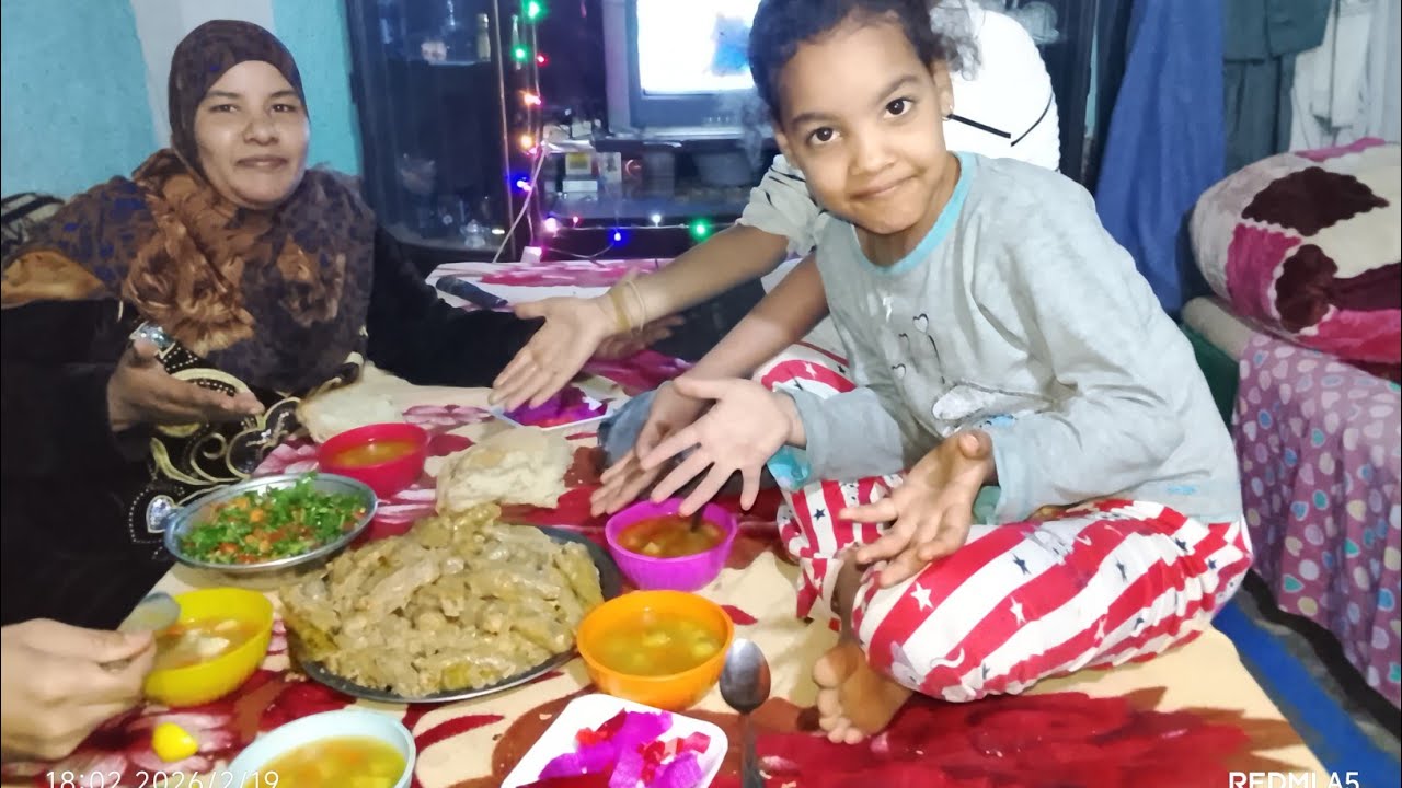 فطار اول يوم رمضان:وتجربه أول لقمه في الشهر الكريم😊🌙واحلي من الأكل لمه عيلتي حواليه في أول يوم رمضان