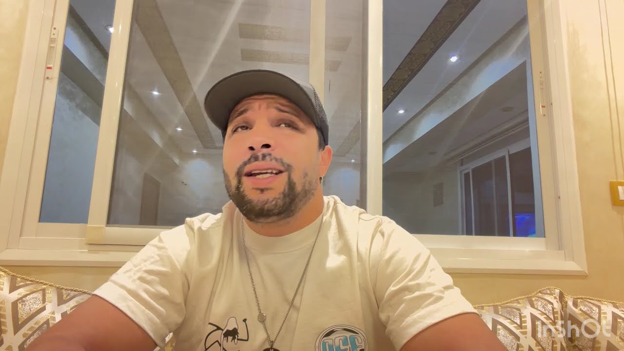 فيديو قديم الريفي  زواج جنيدة كيشرح  المعاناة معها وكيفاش كتعمال معها