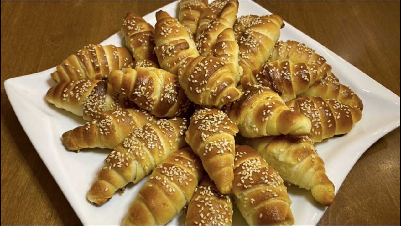 KIFLE të buta, të shpejta dhe te shijshme! Provojeni këtë recetë të lehtë!
