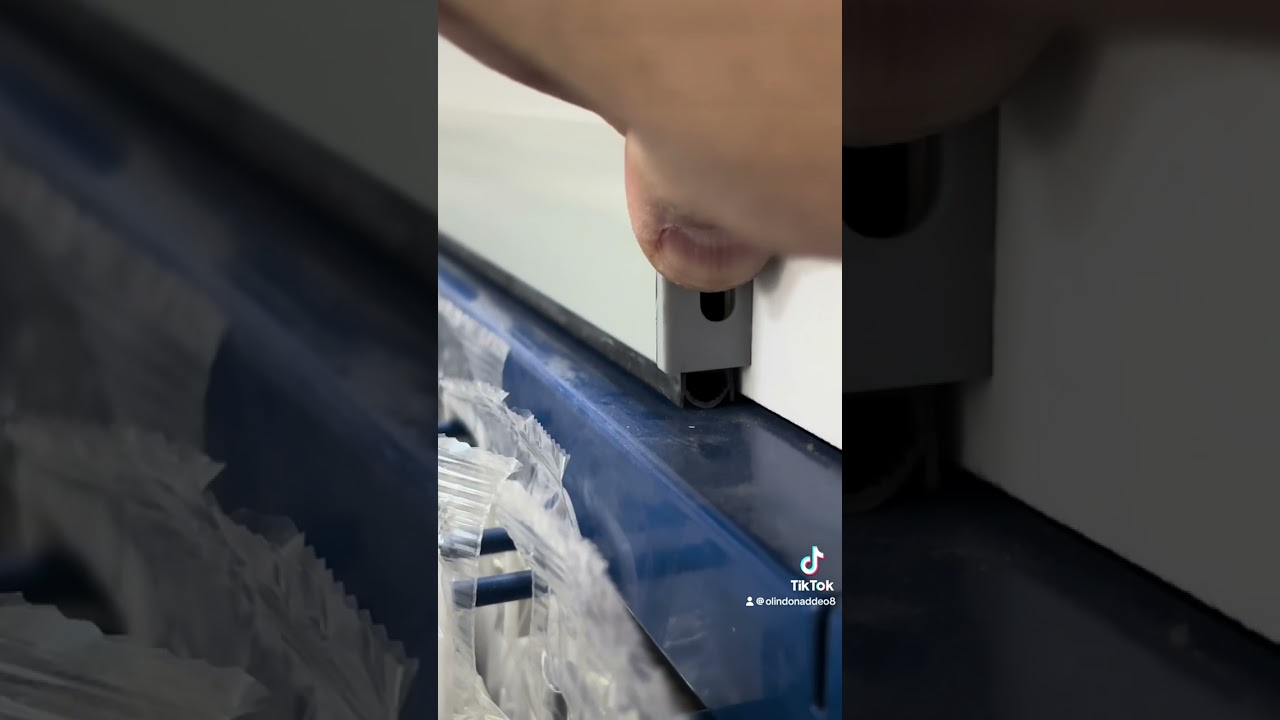 Paraspiffero automatico in alluminio sovrapposto X tutti i tipi di porte.