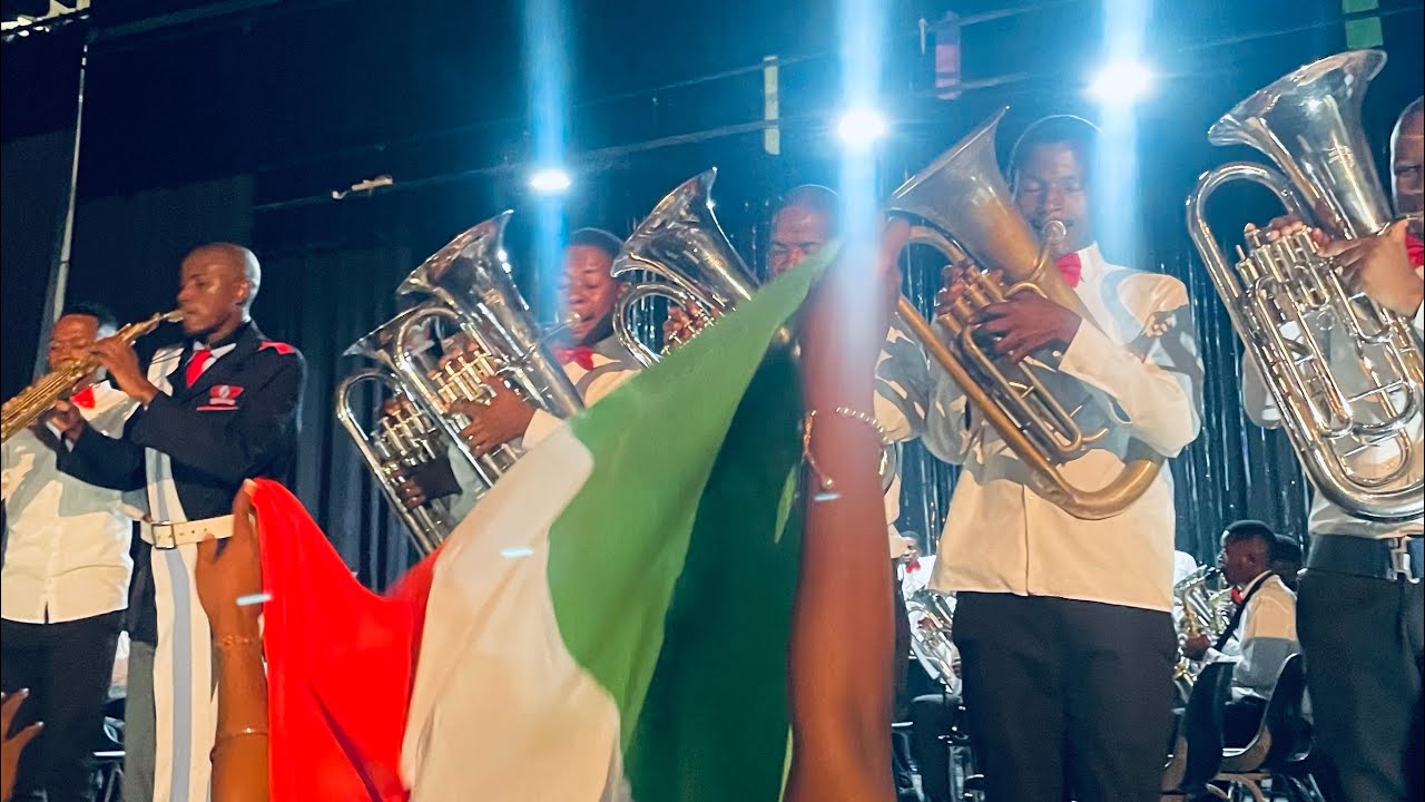 Ezase-Vaal Brass Band plays 