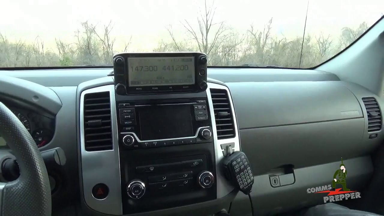 Icom ID-5100A D-STAR Radio Installed in 2015 Nissan Frontier