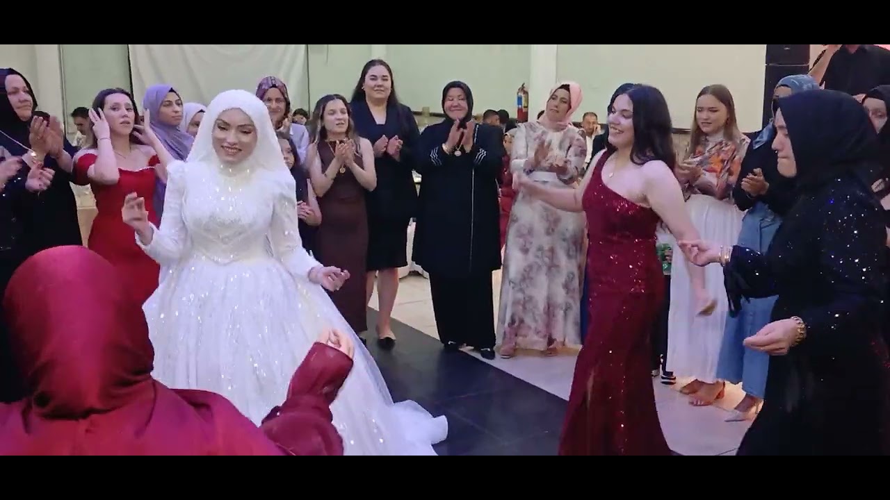 💃 Gülüç Belediye Düğün Salonu’nda Çiftlerin Oyun Havalarıyla Coşku Zirvede! 🎶