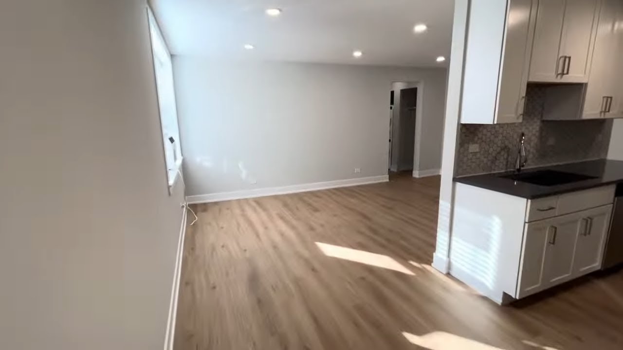 530 W Aldine #314  |  Newly-Rehabbed 1-Bedroom Apartment in Lakeview
