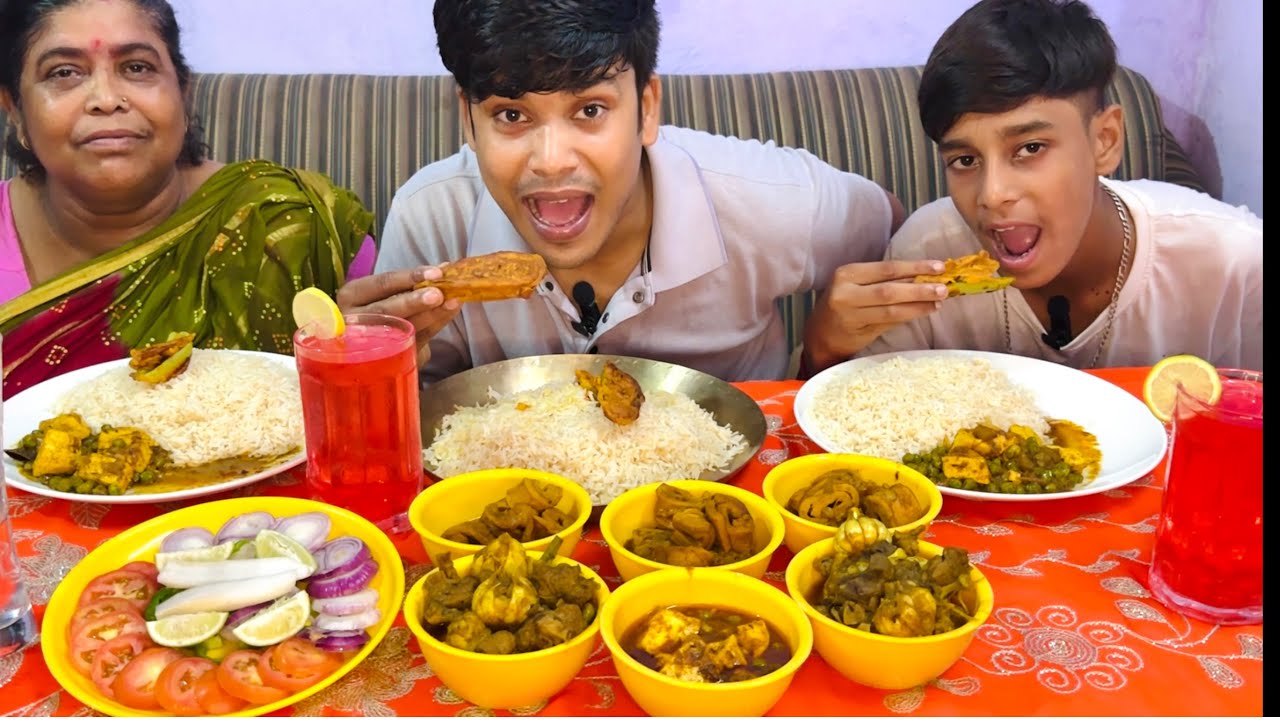 EATING MUKBANG || SPICY DUCK CARRY, RICE, MASALA CHAAP, MATAR PANEER !!EATING WITH MY MOM AUR NEPHEW