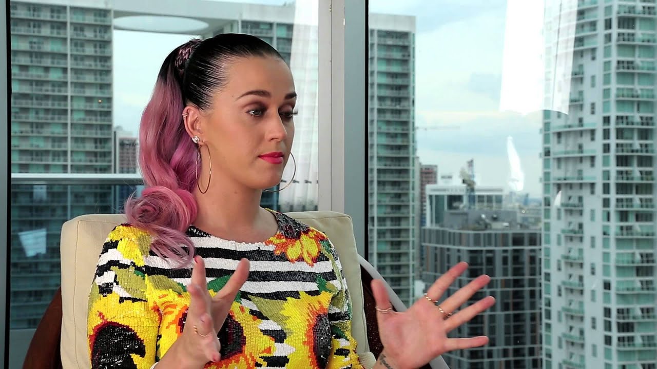 Katy Perry interview  - Jyske Bank Boxen 7. marts