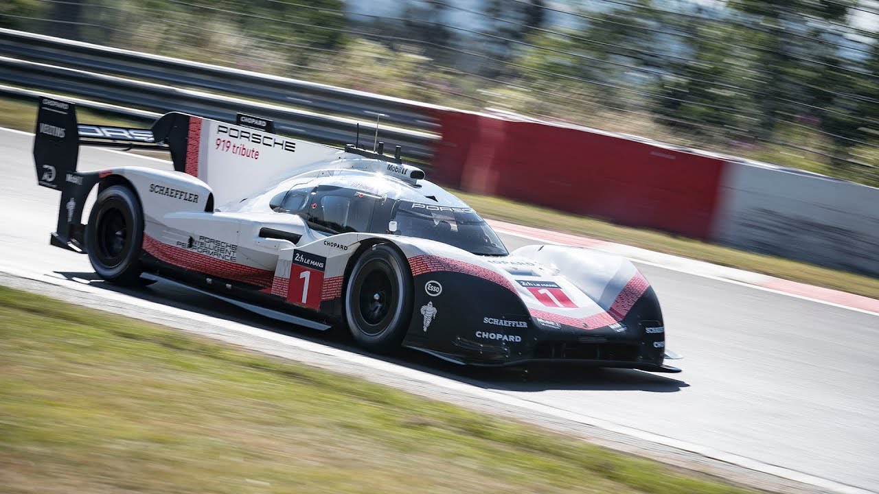 Timo Bernhard sets blazing lap record in Porsche 919 Hybrid Evo