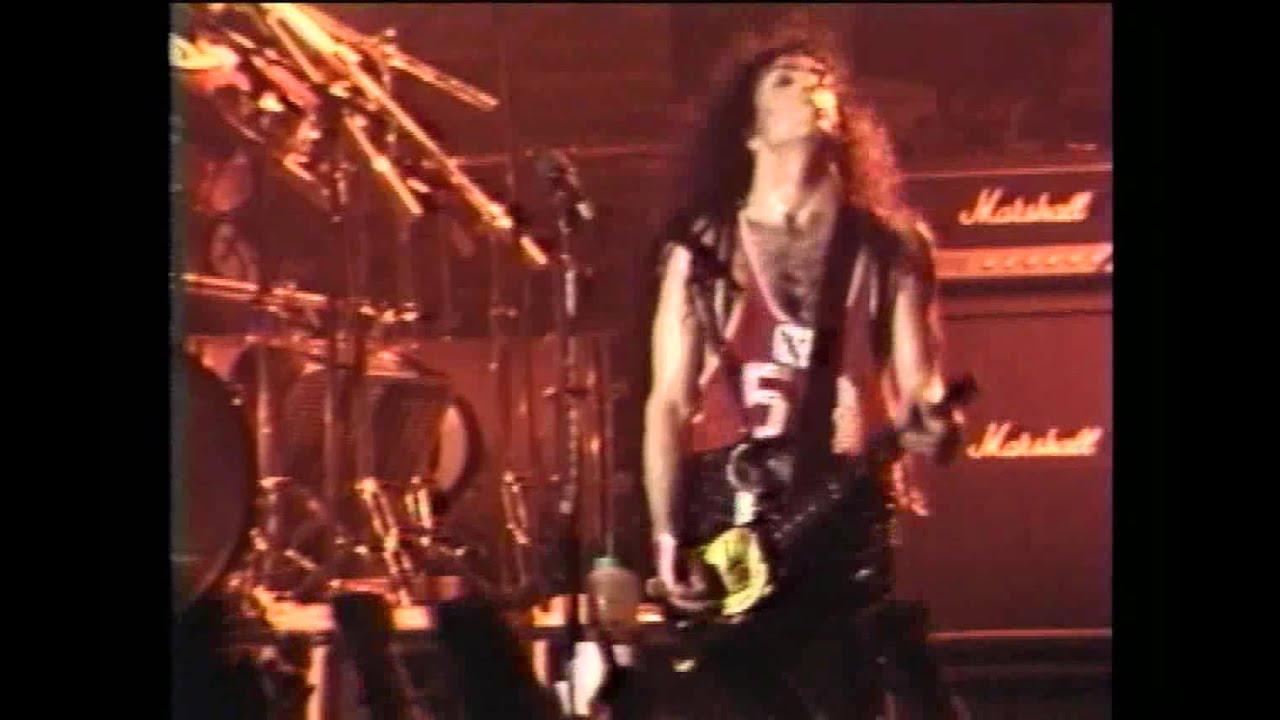 Kiss - Heaven's On Fire (live at The Ritz 1988) HD