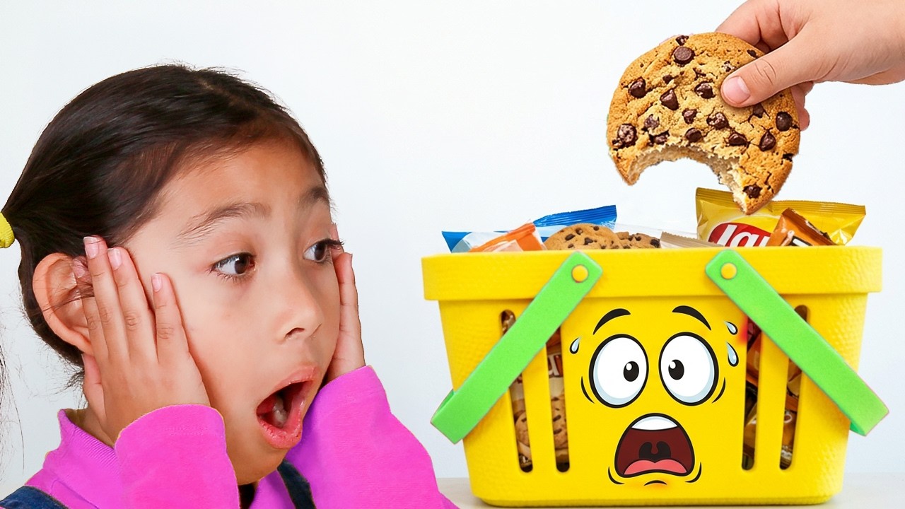 The Case of the Missing Double Chocolate Cookie! Maddie's Detective Mission