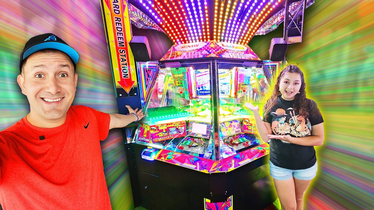 We Found a HUGE Arcade Game and Won the FEVER Bonus! (*Over and Over*)