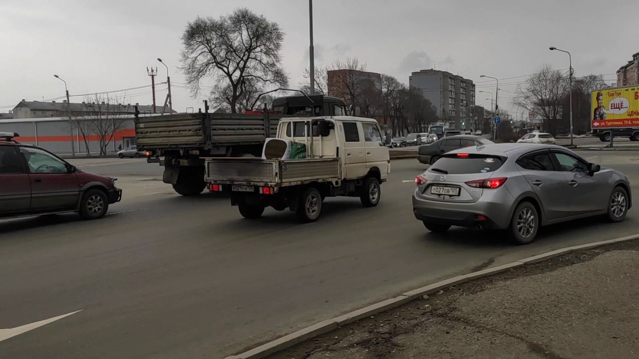 Уссурийск, Круговое движение, сколько будет нарушителей за 10 минут.